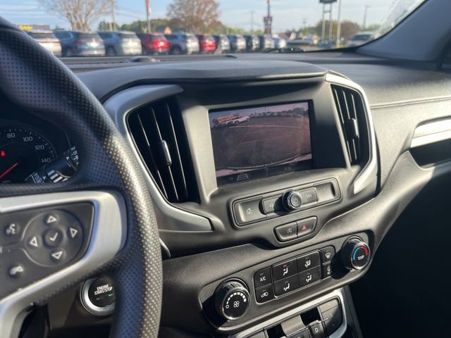 Used 2024 GMC Terrain SLE FWD image 23