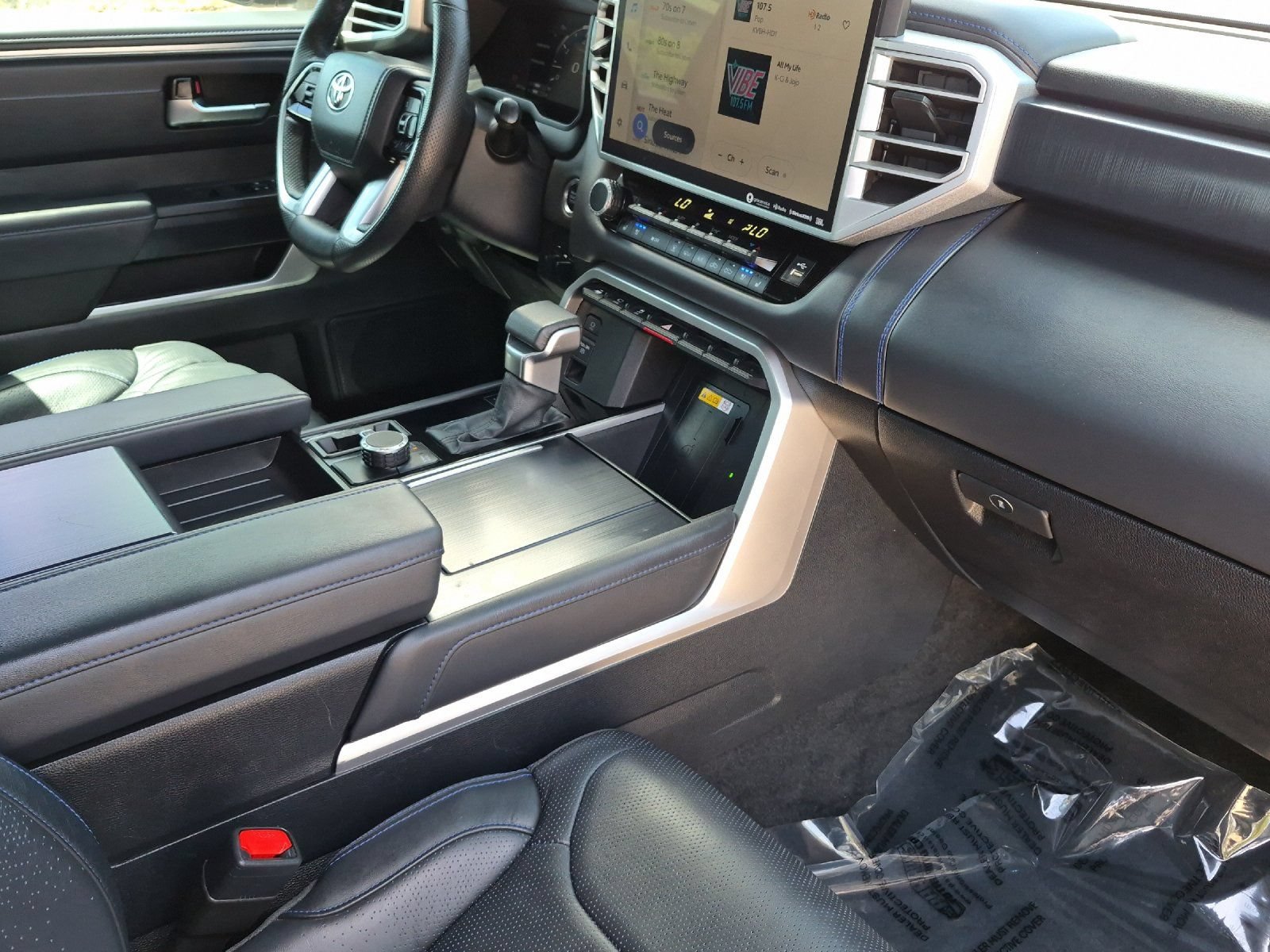 Used 2024 Toyota Tundra Platinum AWD/4WD image 14
