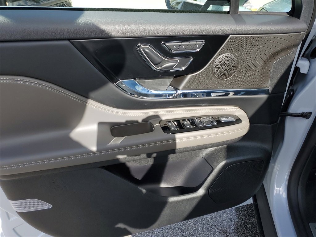 New 2026 Lincoln Corsair Grand Touring image 18