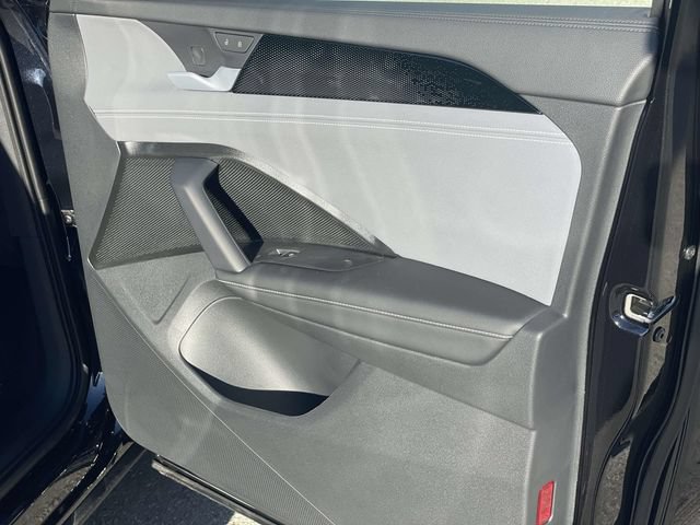 New 2026 Volkswagen Tiguan SE R-Line FWD image 27