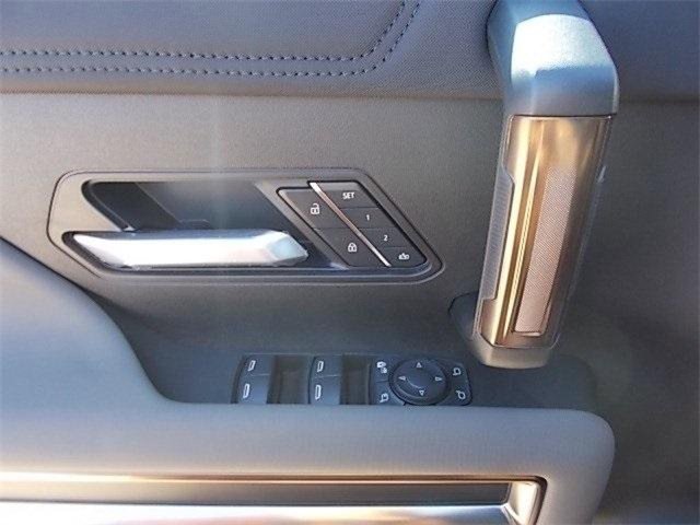 New 2025 GMC Hummer EV 2X w/ Extreme Off-Road Package image 16