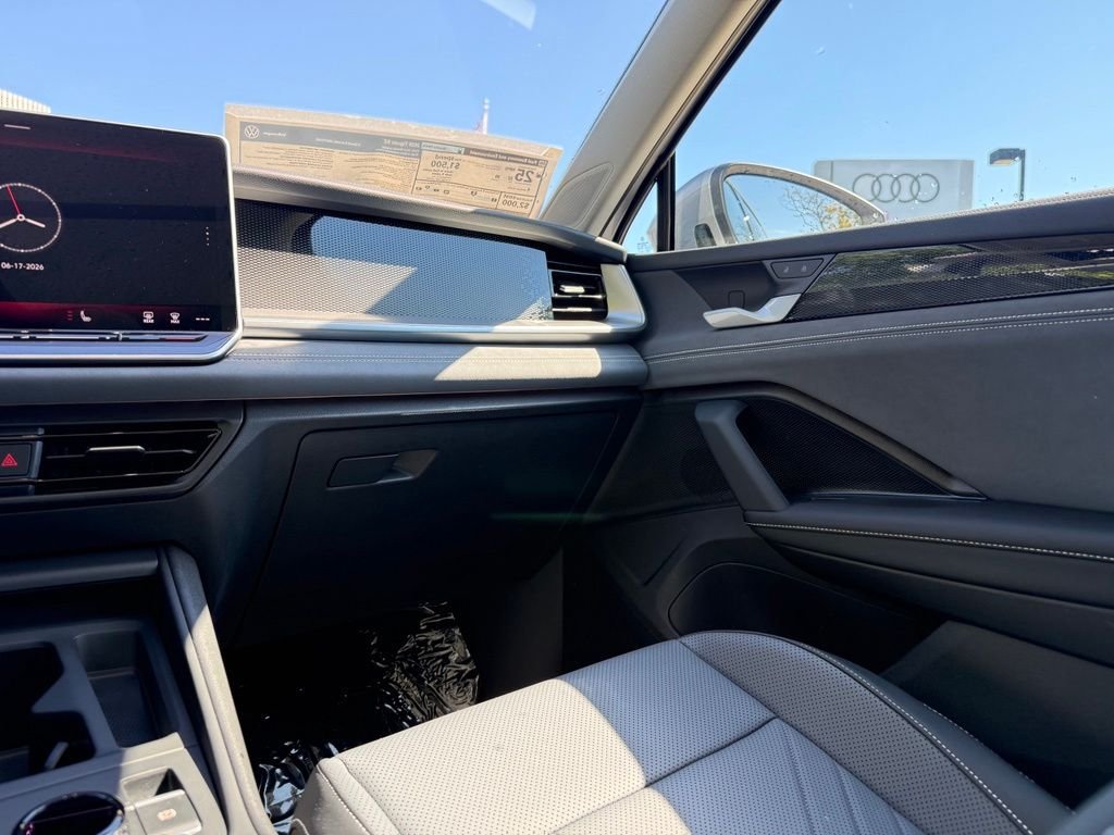 New 2026 Volkswagen Tiguan SE AWD/4WD image 35