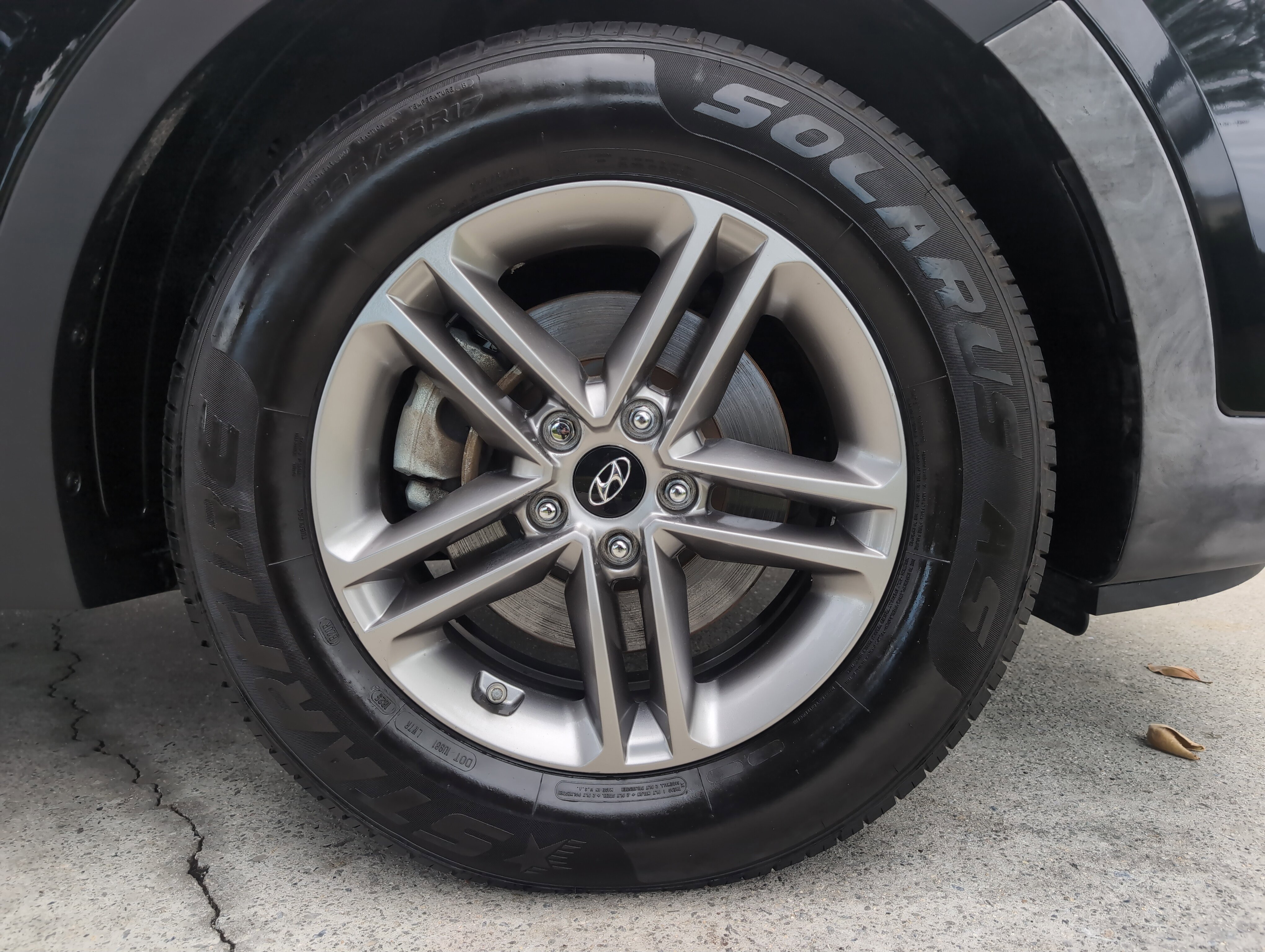 Used 2017 Hyundai Santa Fe Sport FWD image 13