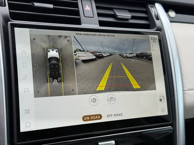 Used 2025 Land Rover Discovery S AWD/4WD image 31