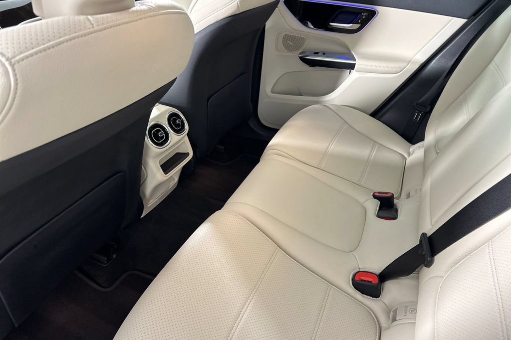 Certified 2026 Mercedes-Benz GLC 300 image 14