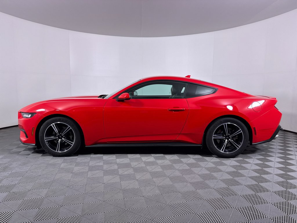 Used 2024 Ford Mustang Premium RWD image 5