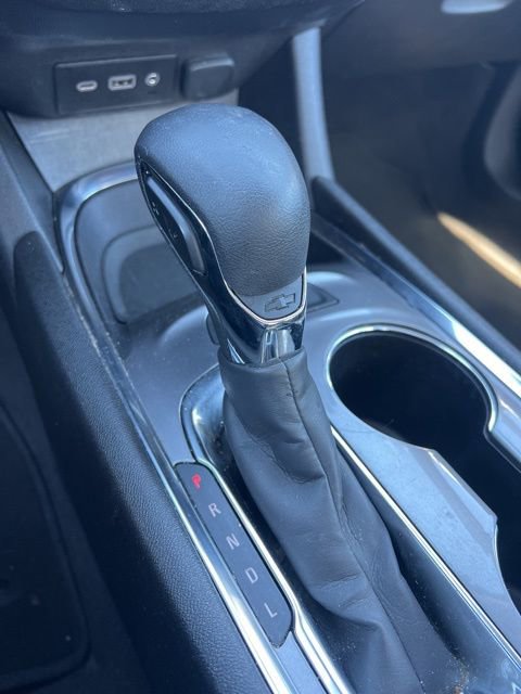 Used 2023 Chevrolet Malibu LT image 16