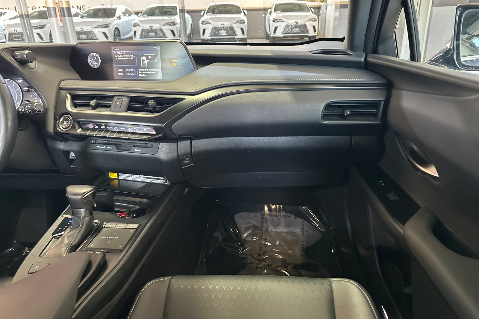 Used 2022 Lexus UX 200 w/ Accessory Package (Z2) FWD image 30