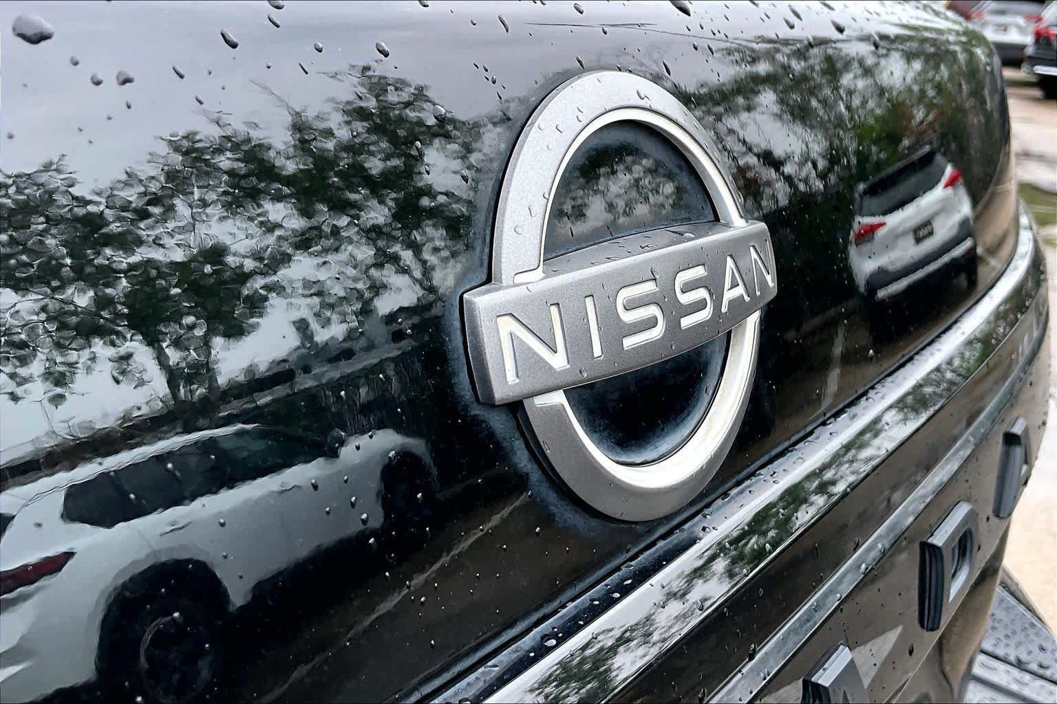 Certified 2023 Nissan Armada SL w/ Midnight Edition Package RWD image 10