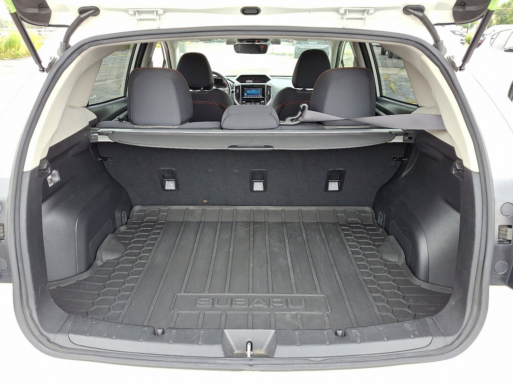 Used 2021 Subaru Crosstrek 2.0i Premium w/ Moonroof Package image 18