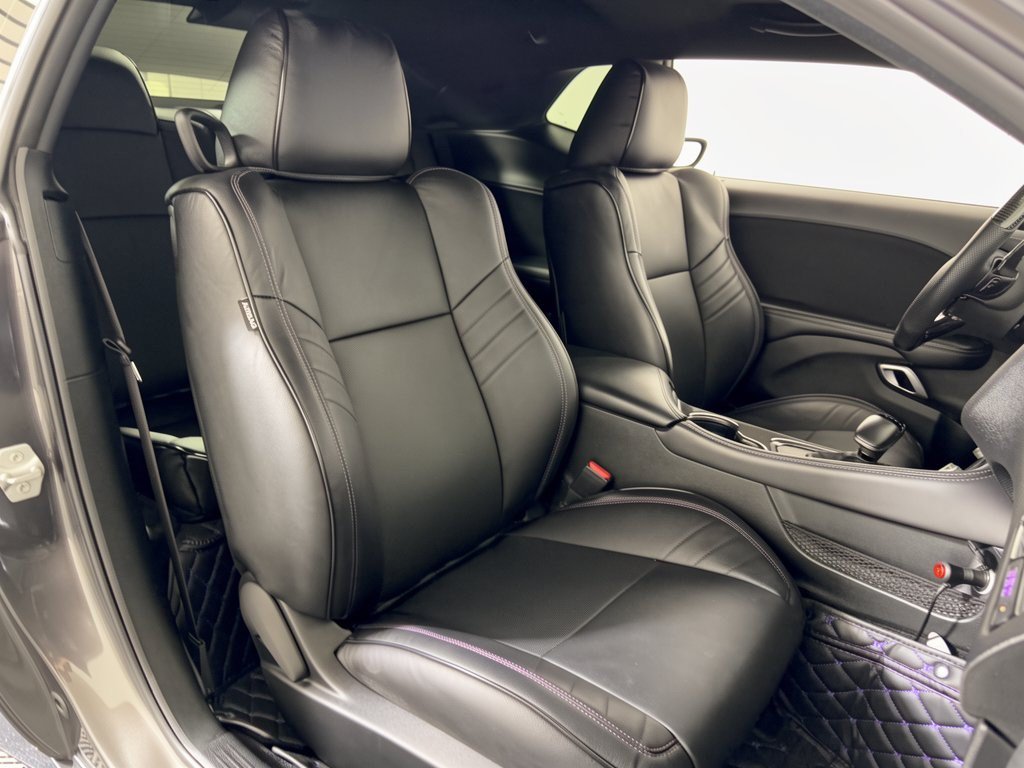 Used 2020 Dodge Challenger R/T Scat Pack RWD image 30