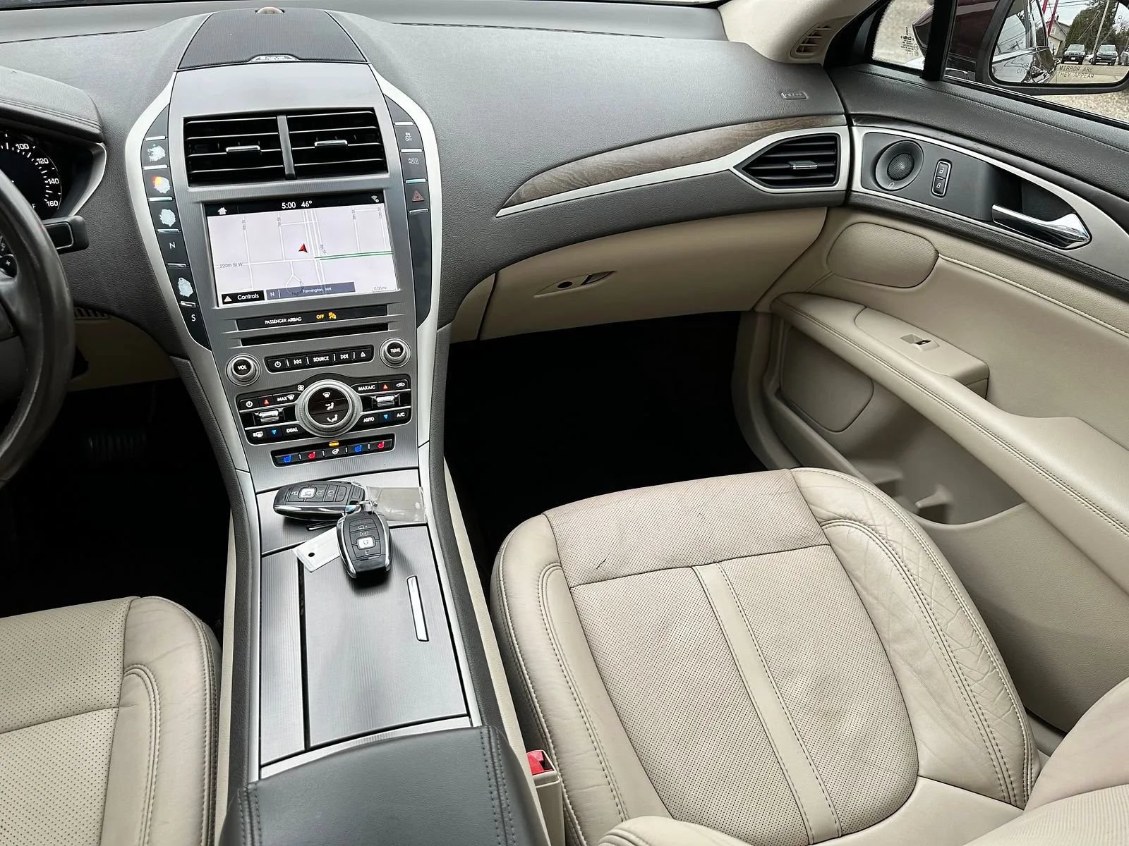 Used 2018 Lincoln MKZ Reserve w/ Climate Package AWD/4WD image 13
