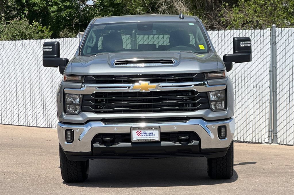 New 2026 Chevrolet Silverado 2500 LT w/ All Star Edition AWD/4WD image 6