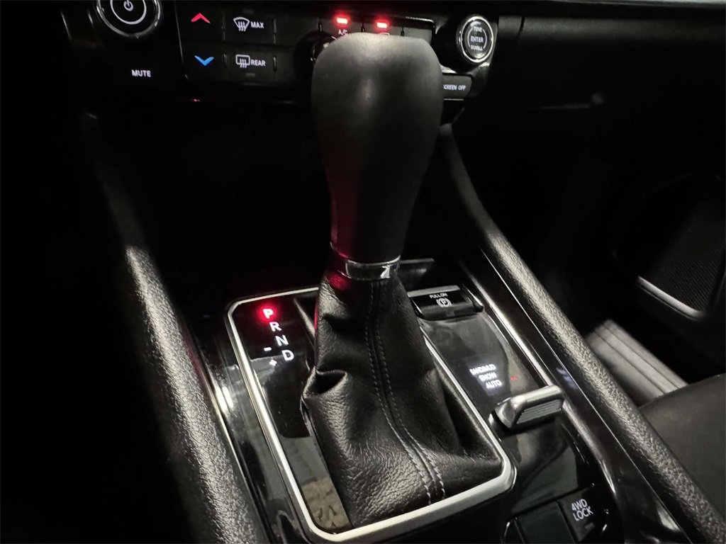 Used 2022 Jeep Compass Latitude image 24