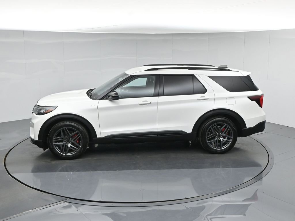 Used 2025 Ford Explorer ST-Line w/ Premium Package RWD image 47
