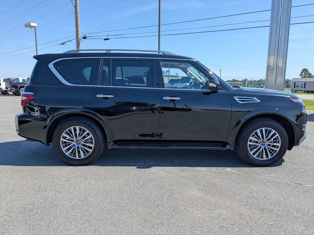 Used 2023 Nissan Armada SL w/ Captain's Chairs Package image 3