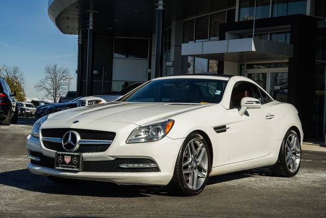 Used 2016 Mercedes-Benz SLK 300 image 3
