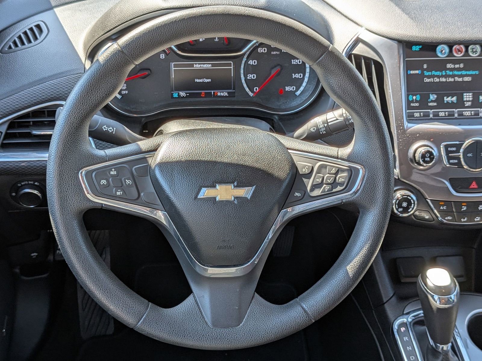 Used 2017 Chevrolet Cruze LT w/ Sun And Sound Package FWD image 31