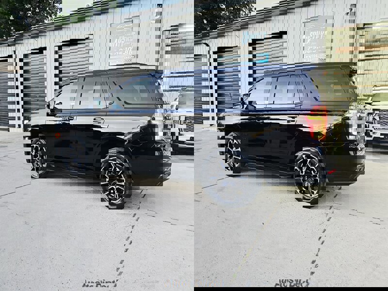 Used 2021 Chevrolet Tahoe RST w/ Luxury Package image 6