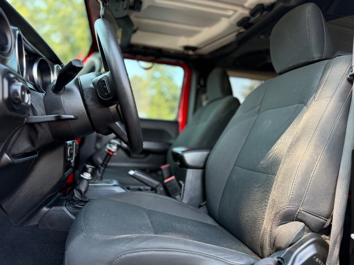 Used 2021 Jeep Wrangler Sport AWD/4WD image 14