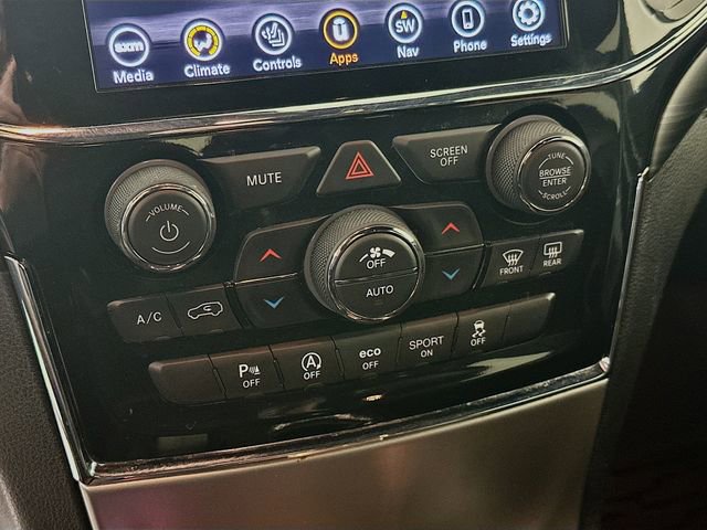 Used 2021 Jeep Grand Cherokee Laredo X AWD/4WD image 17