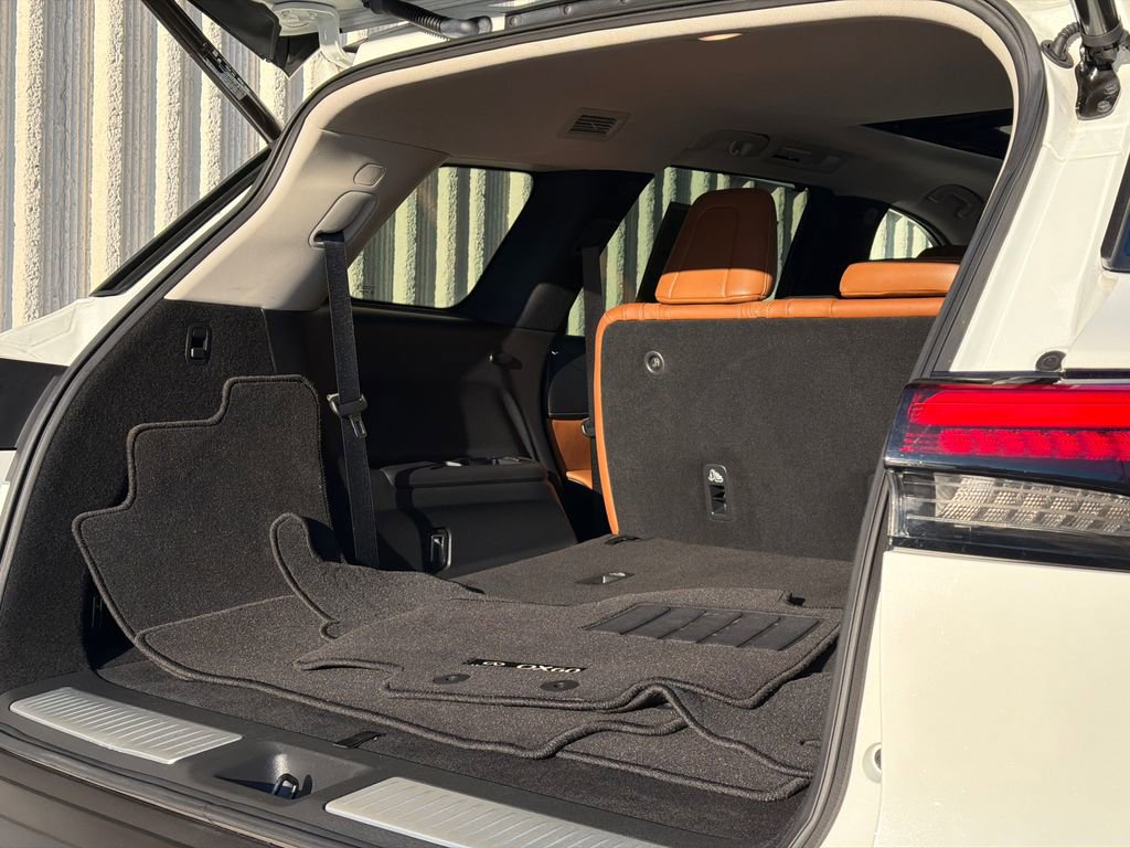 Used 2023 INFINITI QX60 Sensory image 9