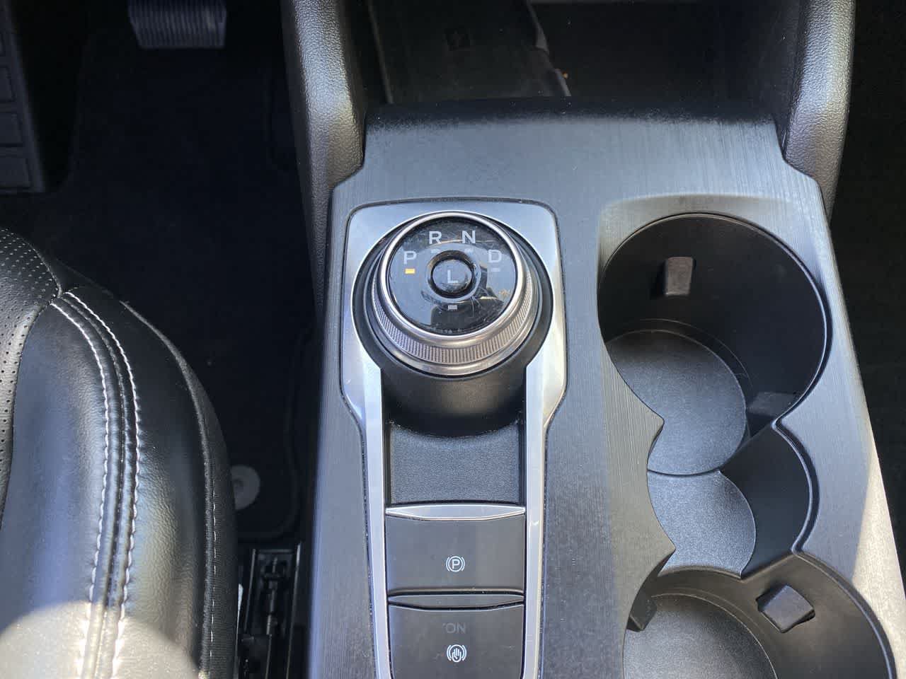 Used 2025 Ford Escape Platinum AWD/4WD image 27