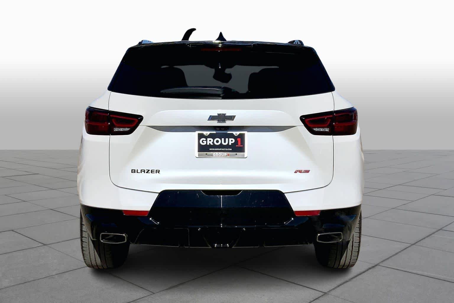 Used 2023 Chevrolet Blazer RS w/ Driver Confidence II Package FWD image 9