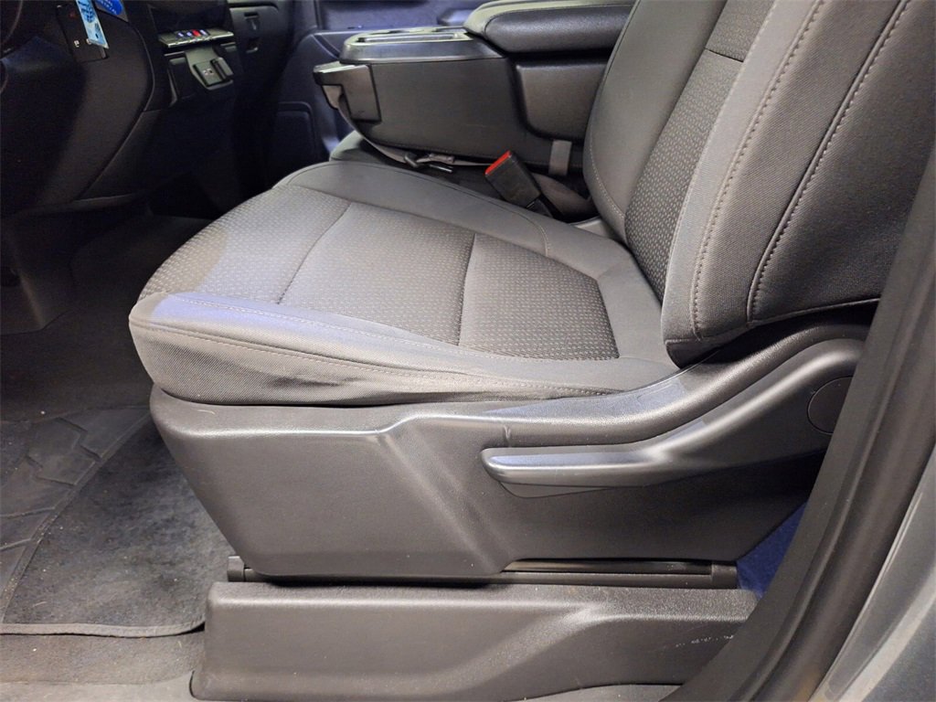 Used 2022 Chevrolet Silverado 1500 Custom w/ Safety Confidence Package image 30