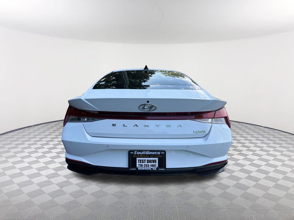 Used 2023 Hyundai Elantra Limited FWD image 6