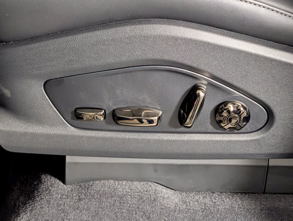 New 2026 Porsche Cayenne S AWD/4WD image 30