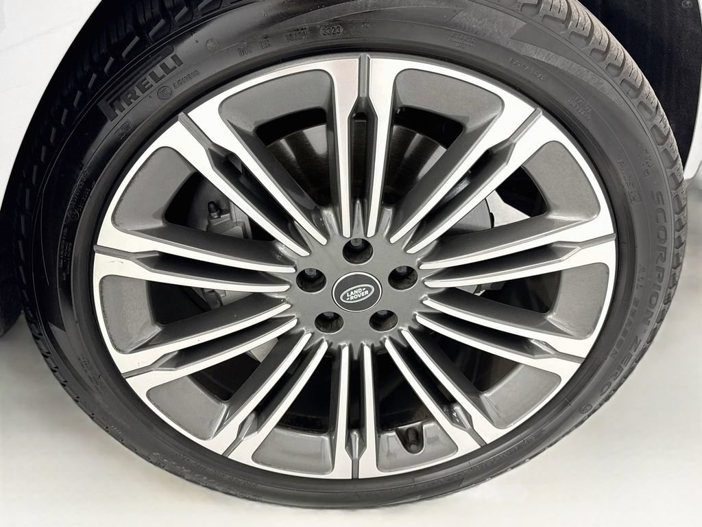 Used 2024 Land Rover Range Rover SE AWD/4WD image 31