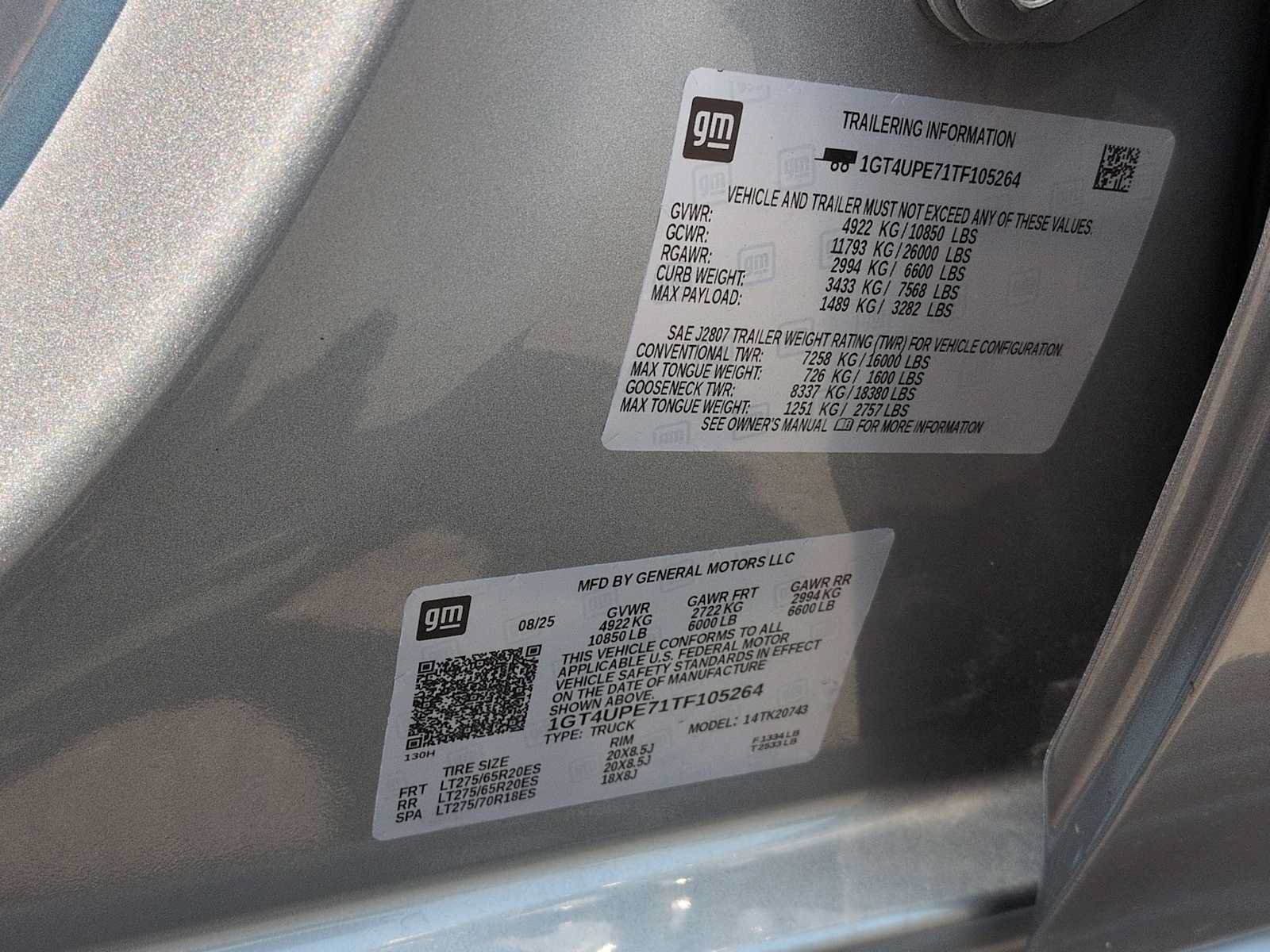Used 2026 GMC Sierra 2500 AT4 w/ AT4 Premium Plus Package AWD/4WD image 40
