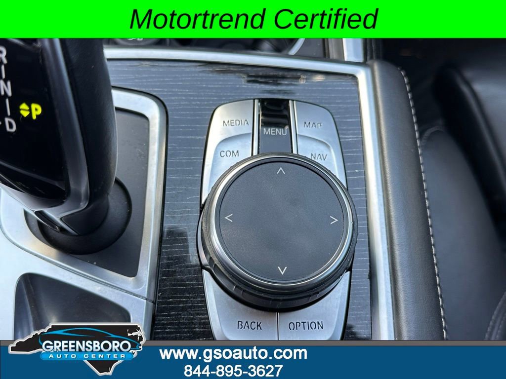 Used 2019 BMW 750i w/ M Sport Package RWD image 34