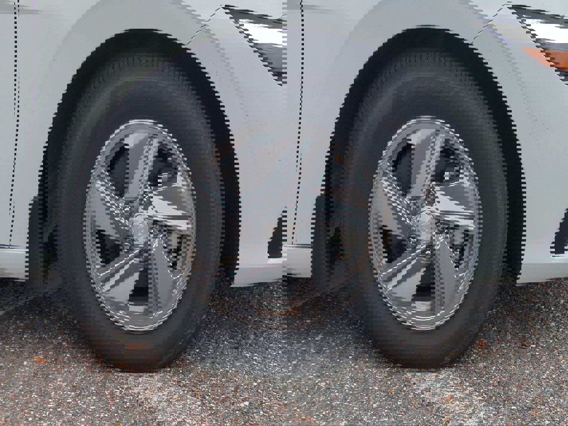 New 2025 Hyundai Elantra SE image 11