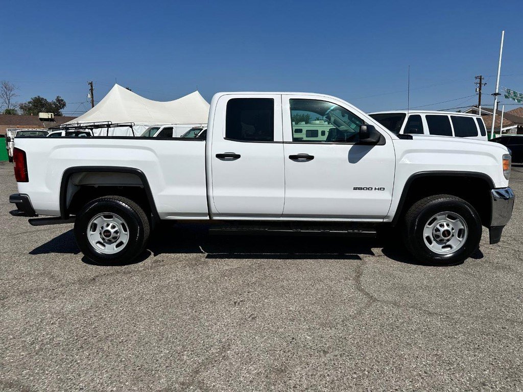 Used 2015 GMC Sierra 2500 4x4 Double Cab image 4