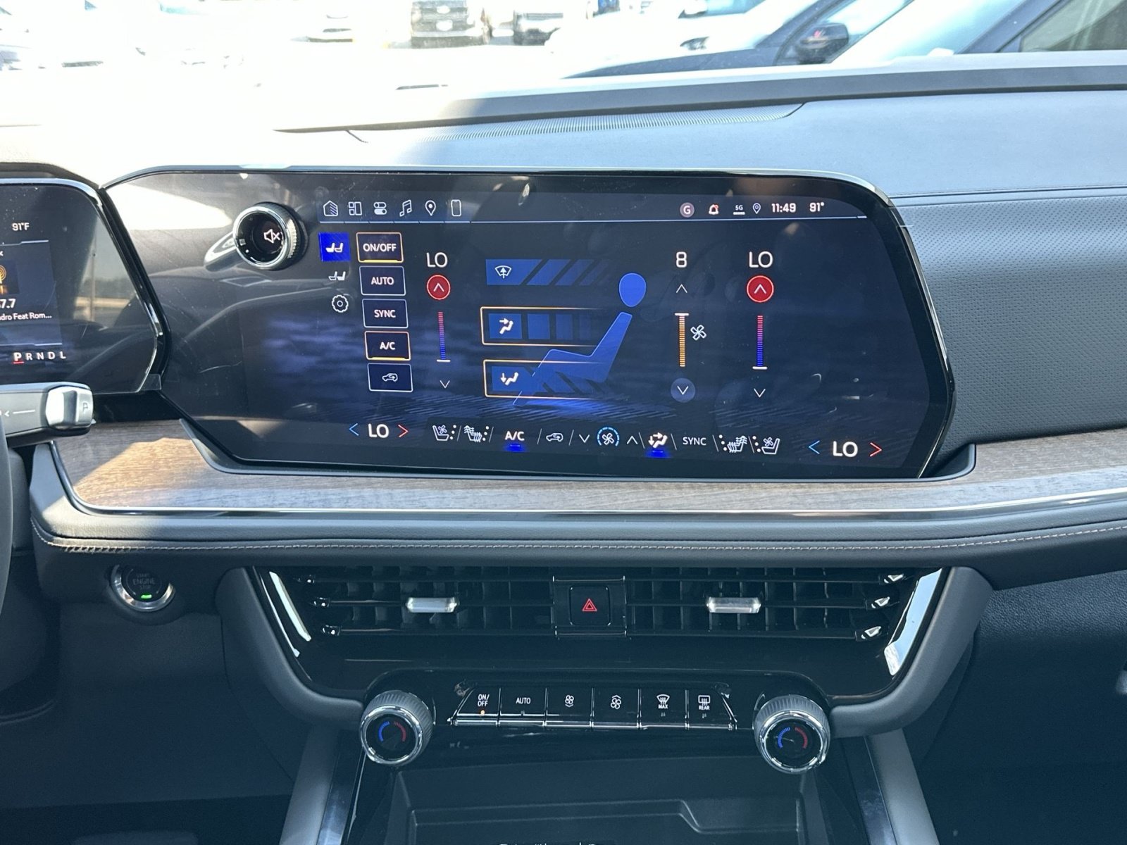 New 2026 Chevrolet Suburban High Country AWD/4WD image 21