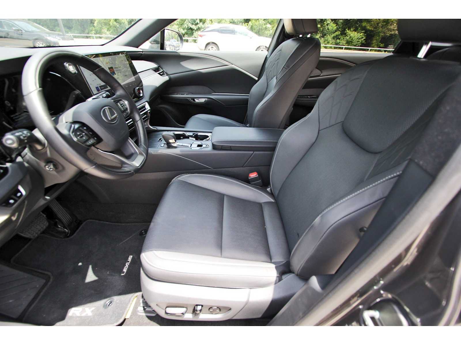 Used 2025 Lexus RX 350 Premium FWD image 11