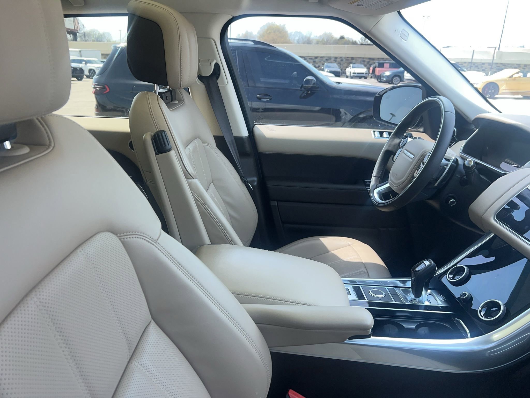 Used 2022 Land Rover Range Rover Sport HSE Silver Edition image 6