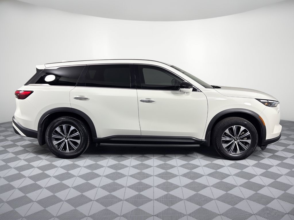 Used 2023 INFINITI QX60 Pure FWD image 8
