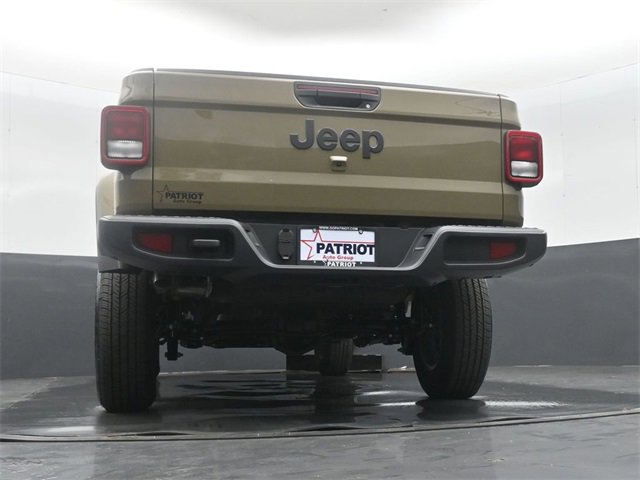 New 2025 Jeep Gladiator Sport image 47