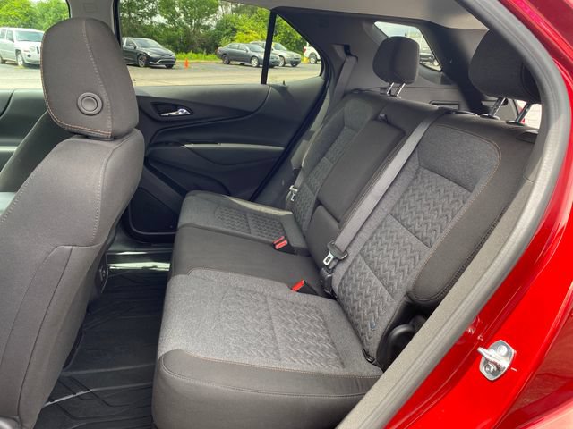 Certified 2024 Chevrolet Equinox LT w/ LPO, Floor Liner Package FWD image 18