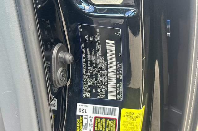 Used 2017 Toyota Sienna XLE w/ XLE Navigation Package FWD image 35