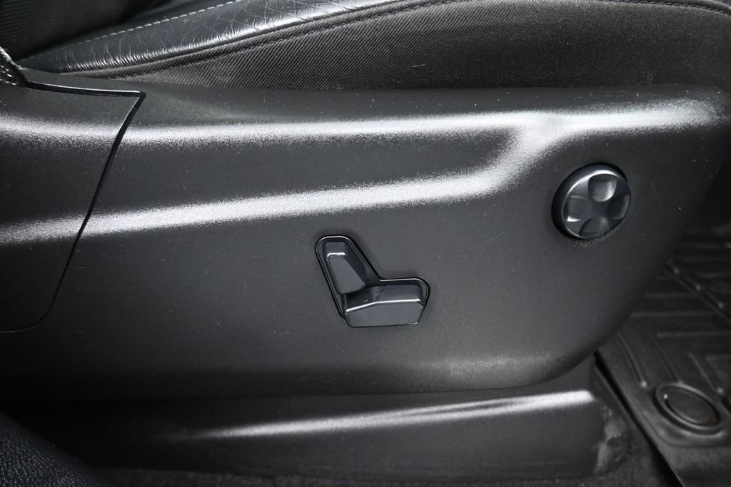 Used 2020 Dodge Durango R/T w/ Blacktop Package AWD/4WD image 49