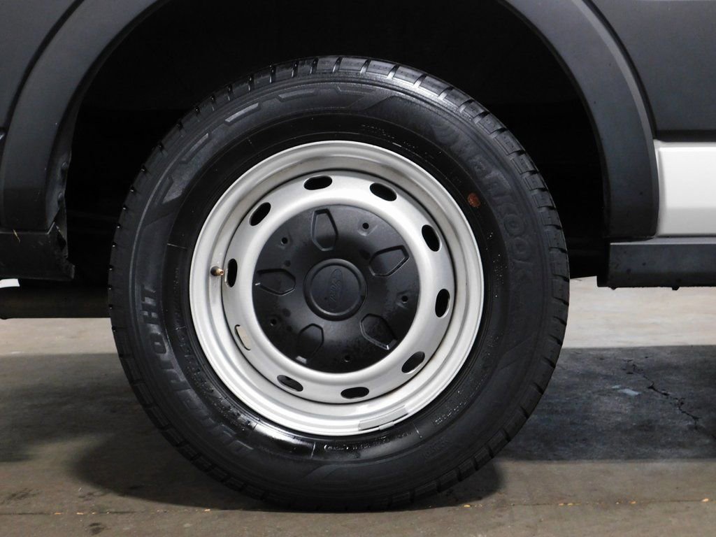 Used 2019 Ford Transit 250 148 Medium Roof RWD image 86