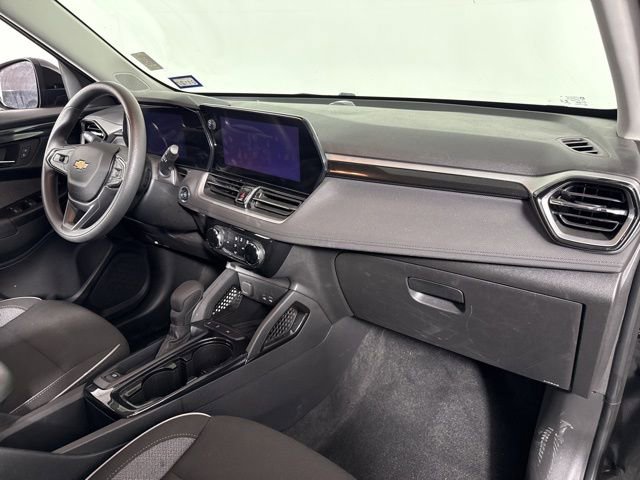 Used 2025 Chevrolet TrailBlazer LT image 19