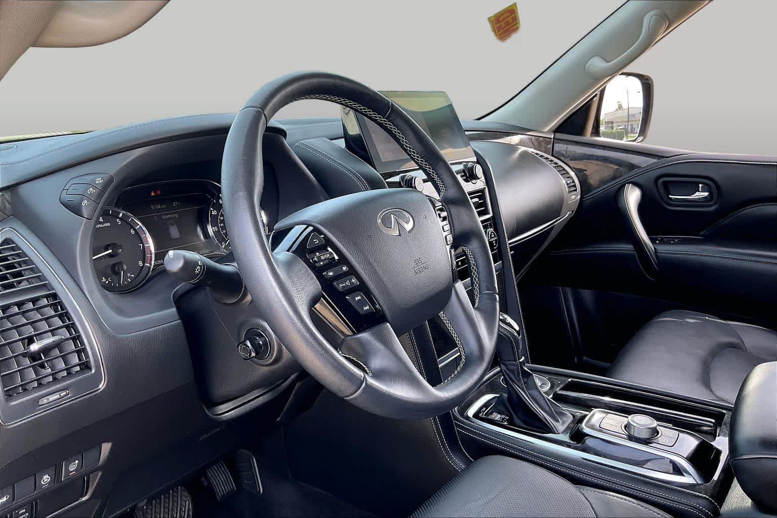 Used 2023 INFINITI QX80 Luxe w/ Cargo Package RWD image 18