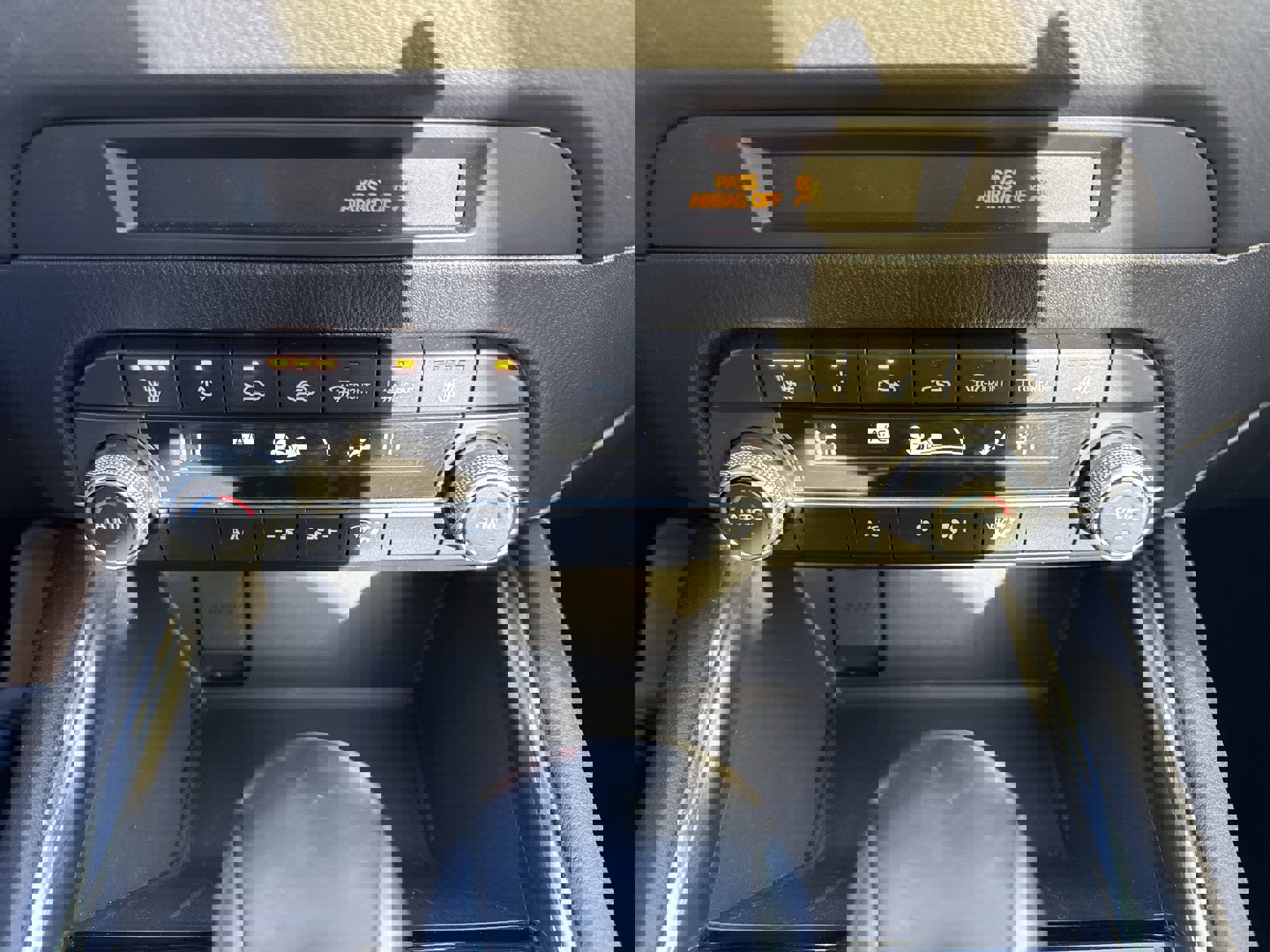 Used 2021 MAZDA CX-5 Carbon Edition image 19