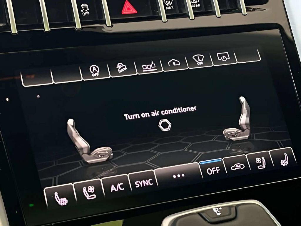 Used 2021 Lamborghini Urus AWD/4WD image 31