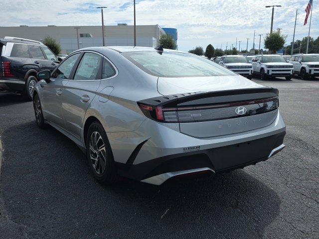 New 2026 Hyundai Sonata Blue FWD image 3